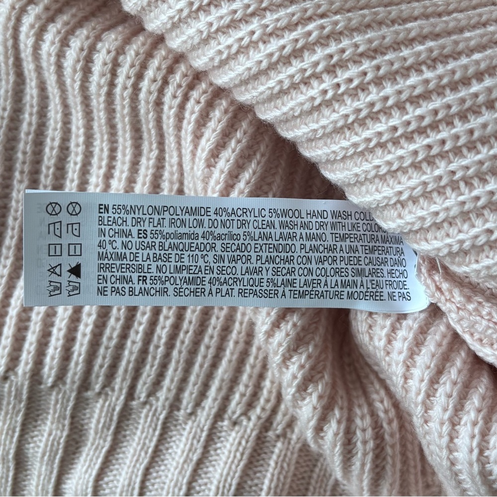 Forever 21 Open Back Knit Sweater in Light Pink - Picture 6 of 8